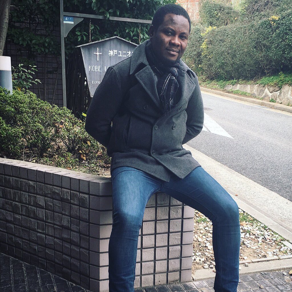 idohou's profile picture. こんばんは || Datalover #Rstat learning codes for my startup ideas •••  copying and pasting for living
