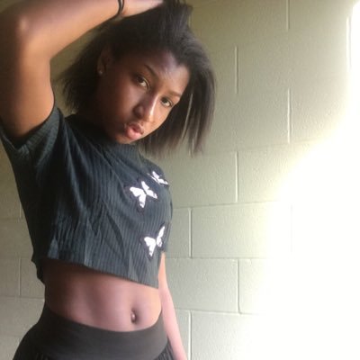 I can’t believe twitter still exists 🤷🏾♀️👽