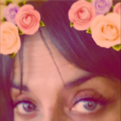 allisonfergus's profile picture. As you slide down the banister of life, may the splinters never point the wrong way ☘️