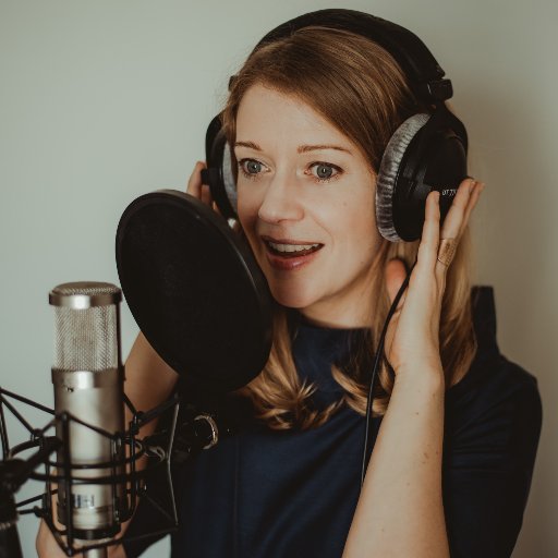🎙 BROADCAST QUALITY HOME STUDIO🎙 Jessica Boyde-Séchet native bilingual French and English actress and voiceover. Voix-off bilingue anglais-français