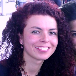 Adrirojg's profile picture. Es amor, viene de adentro