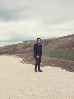 Hsndurg47621460's profile picture. Kimseyi küçük görme, noktada küçüktür ama cümleyi bitirir