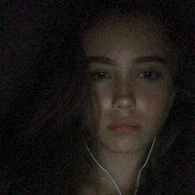 Polzovatel_ymer's profile picture. Эпотаж крутит твой 
Внутренний мир в сальто
Пустишь любовь свою
Бед-трипп на Веб-сайтах
