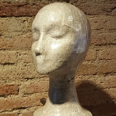 bekolarirri's profile picture. 