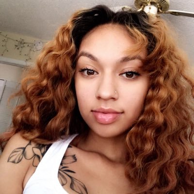 aussailikkk's profile picture. Looks Sweet Taste Sweet 🍯 Sc//leelee.bruhhh 😍