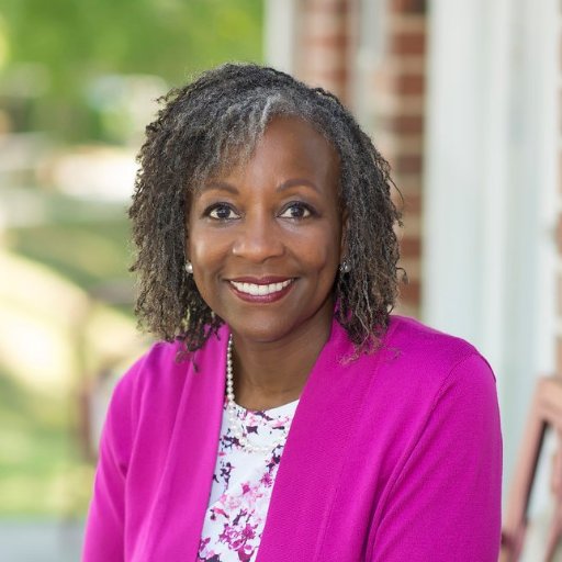 PamCrosstalk's profile picture. Former WCVB news reporter; still an observer of facts. Opinions, links are my own RTs are not endorsements.
