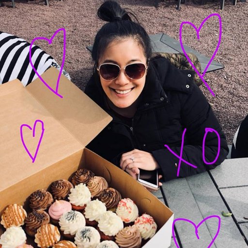 LizJWhitehead's profile picture. Sourcer for Warner Media//Foodie//Mom of girls #recruiter #sourcer #design #graphicdesign #jobs #frenchfries #bostonnative @warnermedia @CNN @HBO