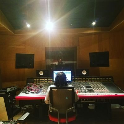 Coast2Coast Top 50 Indie producer & Bay Area top 20 producer Pro Tools Certified Engineer Credits: Mistah Fab, HD, Husalah, Mac Mall, Richie Rich, & More