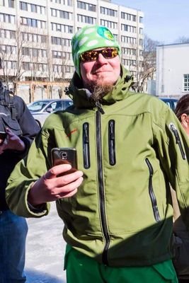 Peteiso's profile picture. Laiska twiittaaja