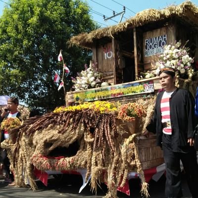 RinaMaganz's profile picture. ILove my family, I loVe Sunda Lombok