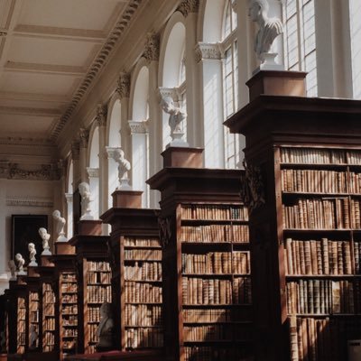 PhD student attempting to visit all 100+ libraries at @Cambridge_Uni. Do the #CamLibraryChallenge with me! Coming Michaelmas 2018.
