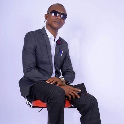 SaviourEkiko's profile picture. I believe in God and myself