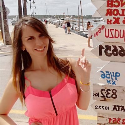 Be_lindaSD's profile picture. #Mami #Psicóloga, Pro #xbox sin dudas, #whovian de corazón y fan incondicional de los #animales, buscando un mundo #CrueltyFree 🐾