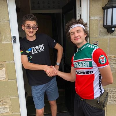 GeorgeTunni's profile picture. king of gesture spotting