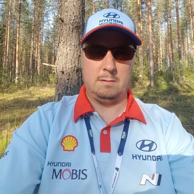 intohimoinen ralli ja Hyundai fani, kantrimusiikki 🤠  Passionate rally  and Hyundai Motorsport fan ... and I love country music 🤠