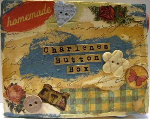 CharButtonBox's profile picture. Former polymer clay artist. Current sewing enthusiast.