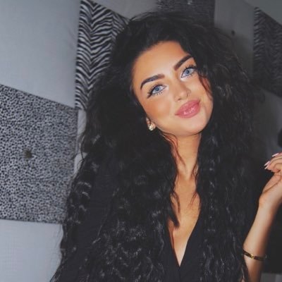 امنحوا التّسامح والمغفرة، واجعلوا قلوبكم بيضاء، وتذكّروا ذات يوم لن نكون في هذه الحياة