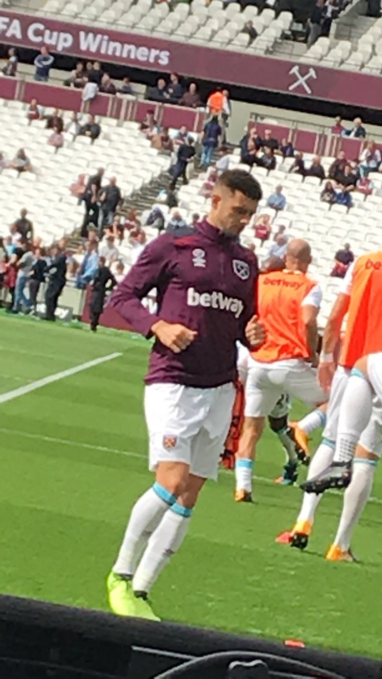 EvanGray02's profile picture. ⚽️+🏌️