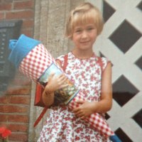 Carolin (@haussuehl) Twitter profile photo