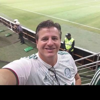 Um filho de Deus, sempre com Jesus. Cônsul do Palmeiras em Amparo SP.