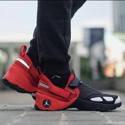 YouPoint4's profile picture. deals in clothing & fashion accessories of mens & womens