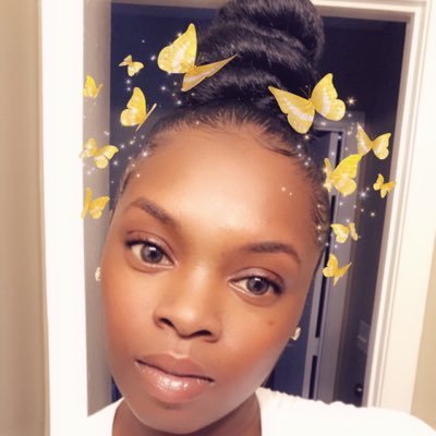 Mom of 3 👧🏾👦🏾👶🏽 , Wife👰🏾 #RNinthemaking 🏩💉 Coolest person you'll ever meet but don't get it twisted . 🗣🗣🗣🆓 My Husband💏🖤