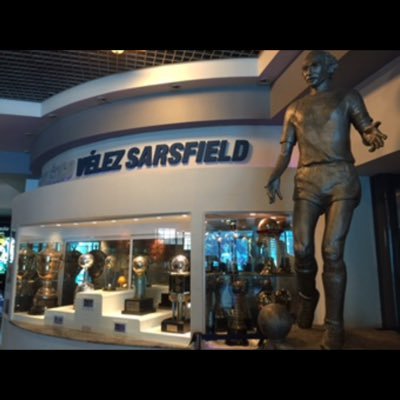 garrijor's profile picture. Te amo Vélez 🤍💙🤍  Primero Vélez!!!