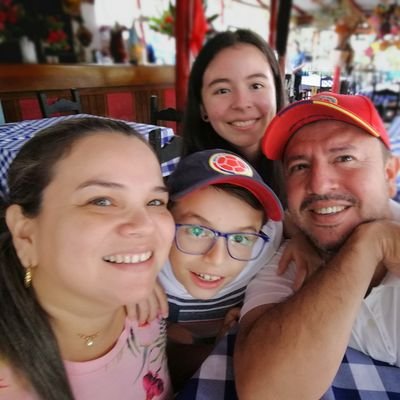 casarias06's profile picture. 