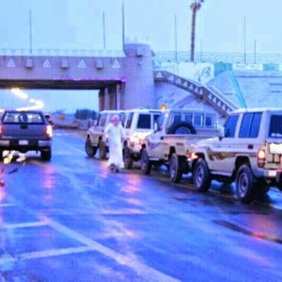 ﭑﻟطَﯾب ﻣآهۆ ﻋز ﻓي ﮘل ﭑلآﺣيآن
         ﭑﻟطَﯾب ﻓي ﺑﻋض ﭑﻟمَۆﭑﻗف ﻣذﻟھَ

لٱﺻرت دَﭑﯾم تآﺧذ ﭑﻟطَﯾب ﻋﻧۆﭑن
           ﯾﺟﯾك ﻣن هَۆ بآﻟـردى ﯾﺳﺗﻏﻟھٓ