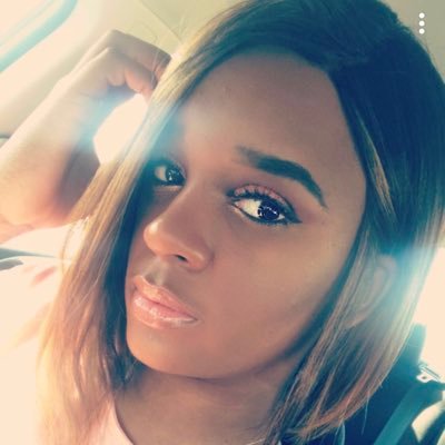 modelmaterial94's profile picture. 24.