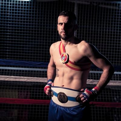 AaronTheThunder's profile picture. El deporte es mi vida y el boxeo mi gran pasión... Lo mejor que pude hacer nunca fue subirme a un RING!!!