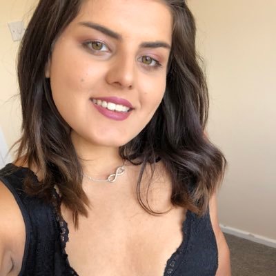 _L_il_y__'s profile picture. 🦋𝓉𝑜𝓊𝓉 𝒸𝑜𝓂𝓂𝑒𝓃𝒸𝑒 𝓅𝒶𝓇 𝓊𝓃 𝓇ê𝓋𝑒 🦋