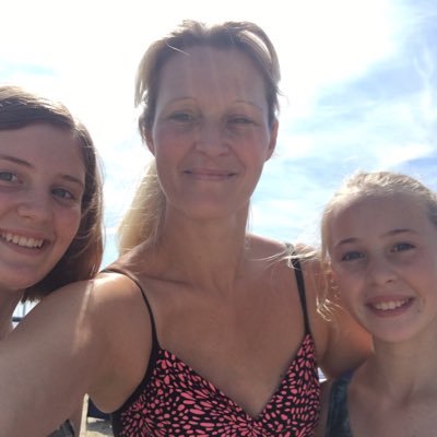 Jolenejeanette9's profile picture. Assistant Principal Adult Learning  helping folk to actualise their potential. Devoted mother to 2 beautiful girls and wife to fantastic man and his son.