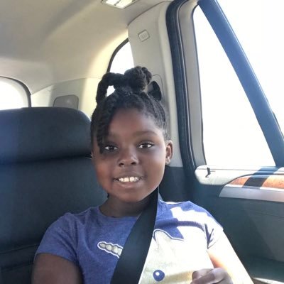 Khyliesmommy's profile picture. A mom, a teacher, and a person who believes in limitless possibilities...