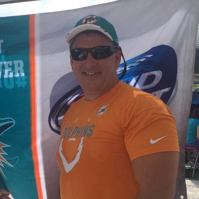 Originally from Richmond, Va. Transplanted to Florida. Love my Dolphins, Heat and Braves