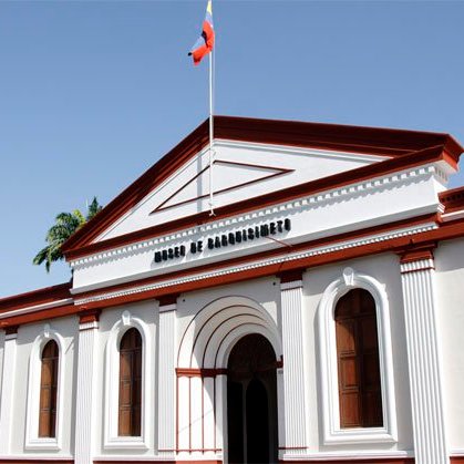 Museo de carácter interdisciplinario, encargado de conservar, investigar, educar y difundir el patrimonio cultural venezolano (CUENTA NUEVA).