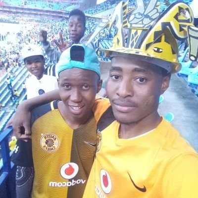 Amakhosi fan ✌✌@Kaizer chiefs
Love  & Peace ❤💛
understanding ,Supportive and calm
 Got love for politics though I dont know much about it