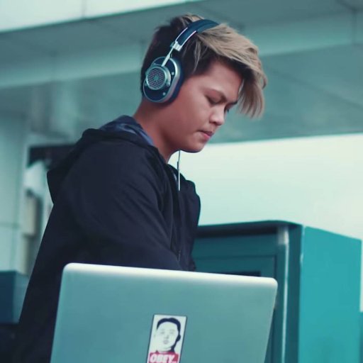 charlotteboosta's profile picture. )|(