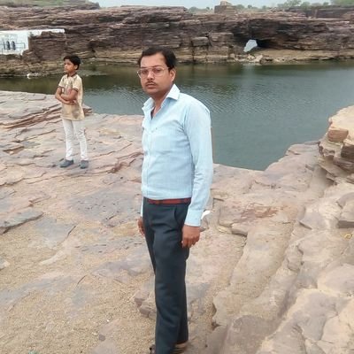 अध्यापक डिंडोरी