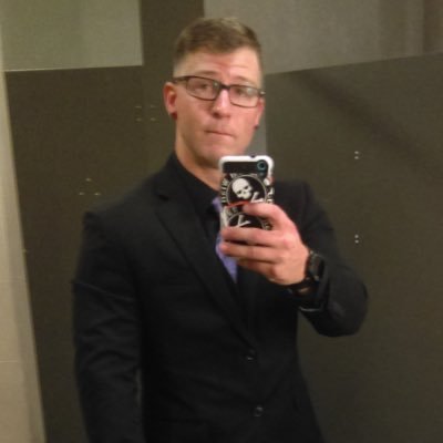 FaceSmashFU's profile picture. Professional Union Carpenter