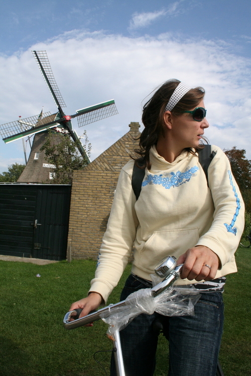 Freelance tekstschrijver voor kinderen (http://t.co/NFNEa6GVsN) met dreumes freule|peuter freule|moestuin|fototoestel|en meer van zulks