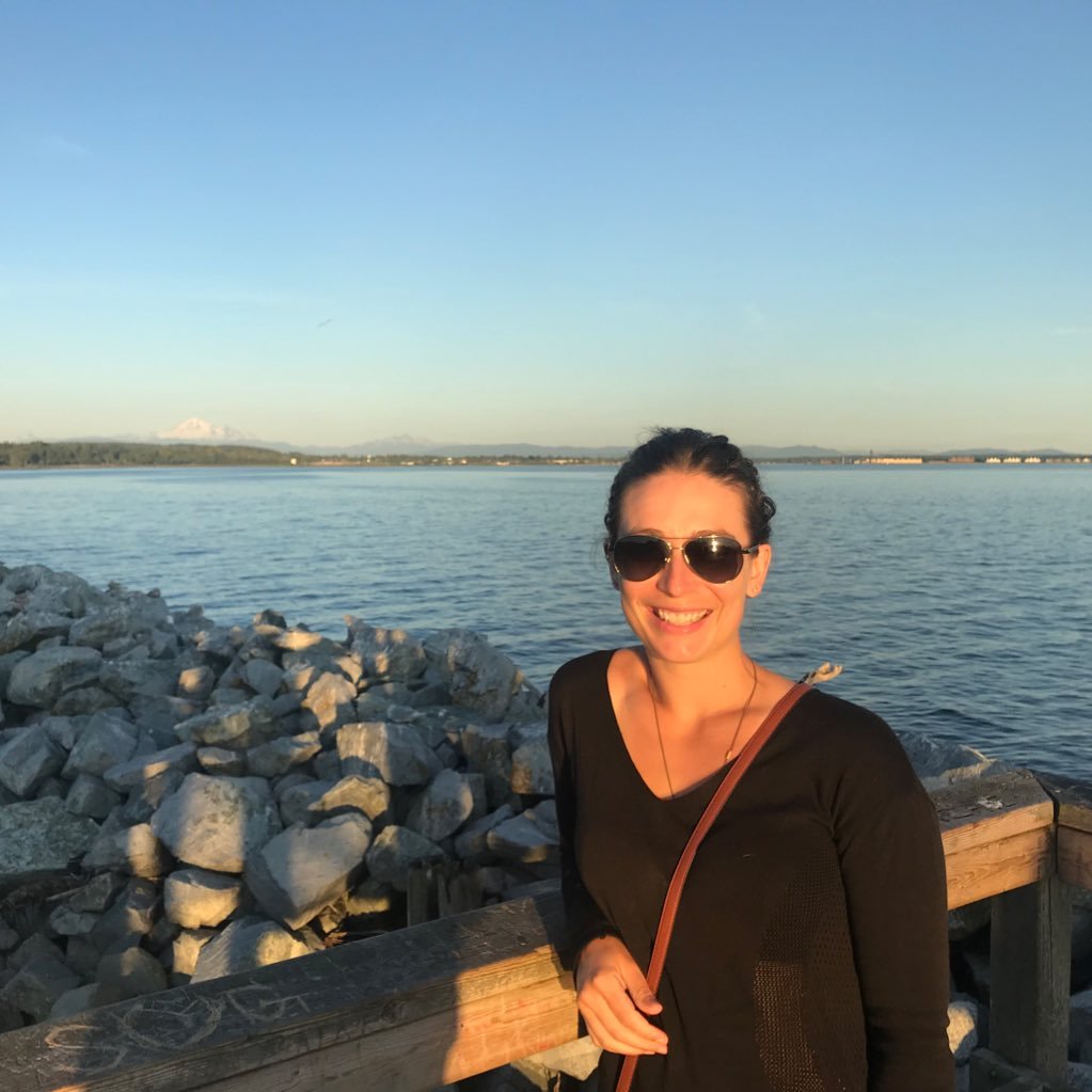 Olympian 🥌🇺🇸 Entrepreneur 🤓 Fitness and nutrition coach 💪🏽 Motivational speaker #RockLife 🔈 Curling sport promotion #curlAK 🥌