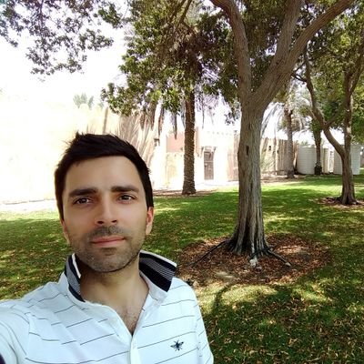 emperphis's profile picture. a kid and five out of six *Es