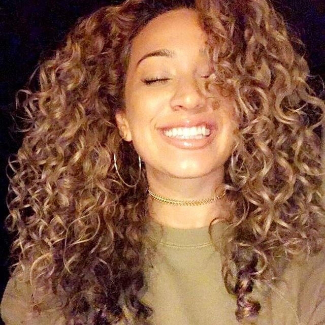 karen17698325's profile picture. 