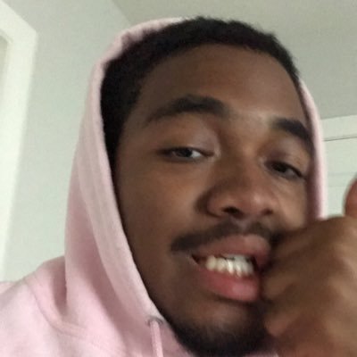 Blackboydotjpeg's profile picture. new twitter smh.