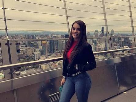 sweetblueskysta's profile picture. I'm just a regular lady who is trying to get eternal life and who's  waiting for Jesus to return.I'm not a materialistic individual or vain.