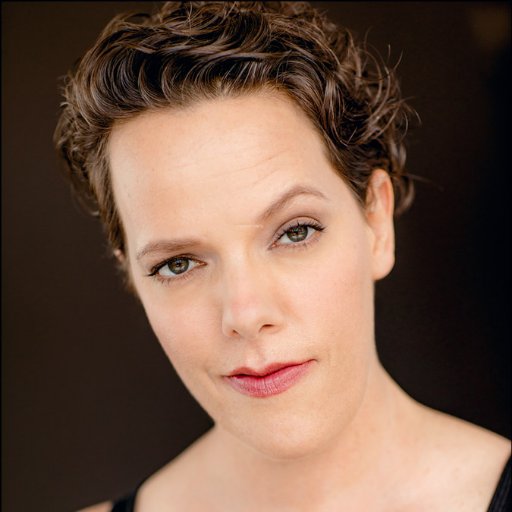 COMEDIAN/CONTRALTO/UNCASTABLE /////THE CONNIE “BIG BALLZ” BUMBALONI 💋 https://t.co/SoG0Dl6dD6 Instagram: @amanda_bruton