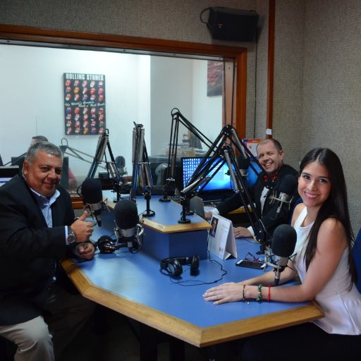 Espacio radial especializado en #MarcaPersonal & #Emprendimiento. Dirige @OscarLopezperio. Especialistas @MarcaHectorJR y Vivian Reyes🎙️107.5 FM