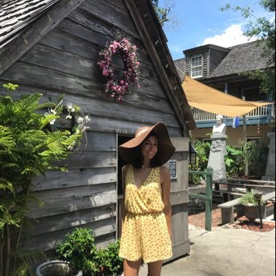 TeachGolden386's profile picture. 