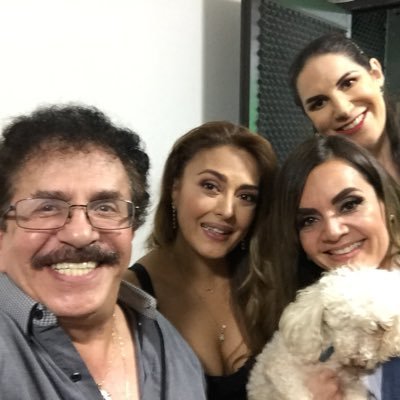 Actor de teatro y television con 54 años de carrera y 37 años dando risoterapia en palenques, ferias, eventos, centros nocturnos y antros